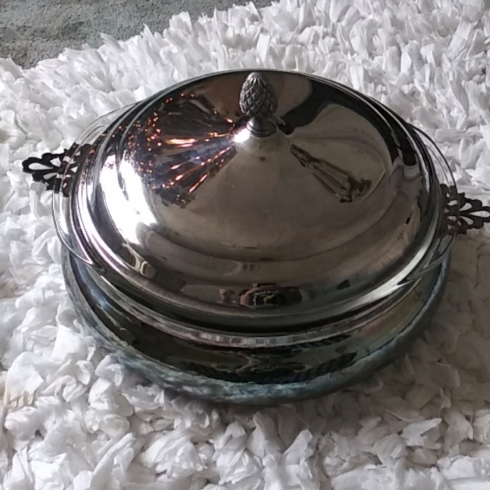 The sheffield silver company covered dish silver